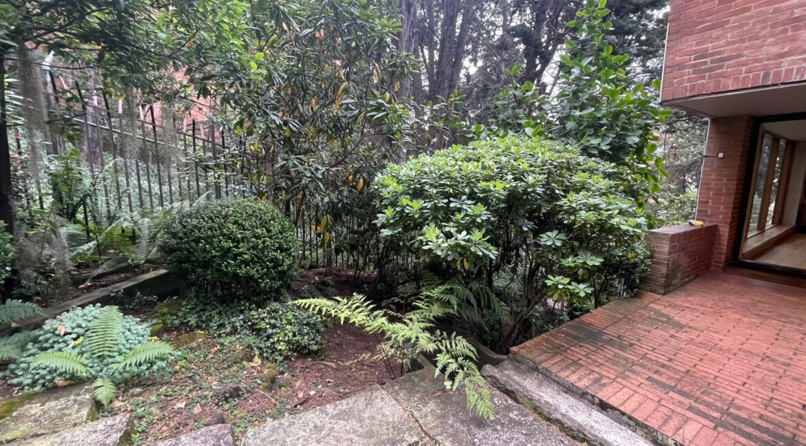 WhatsApp Image 2025-10-08 at 10.02.23 AM