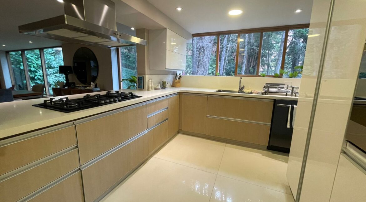 WhatsApp Image 2025-10-08 at 10.02.25 AM (1)