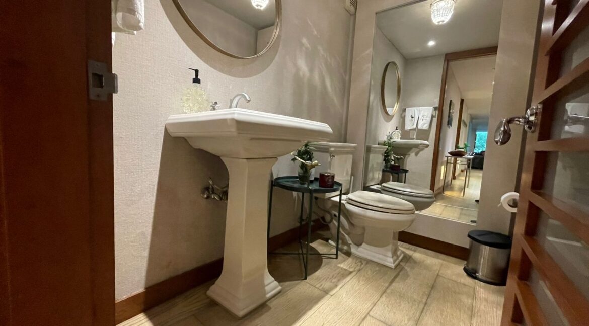 WhatsApp Image 2025-10-08 at 10.02.28 AM