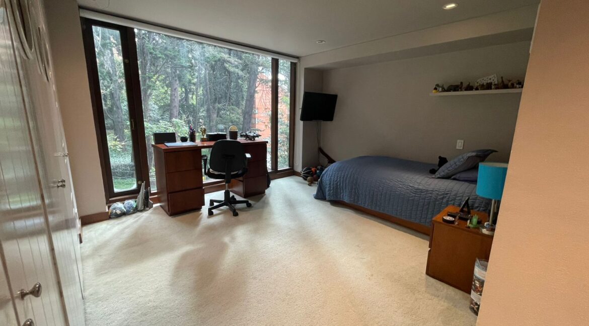 WhatsApp Image 2025-10-08 at 10.02.43 AM