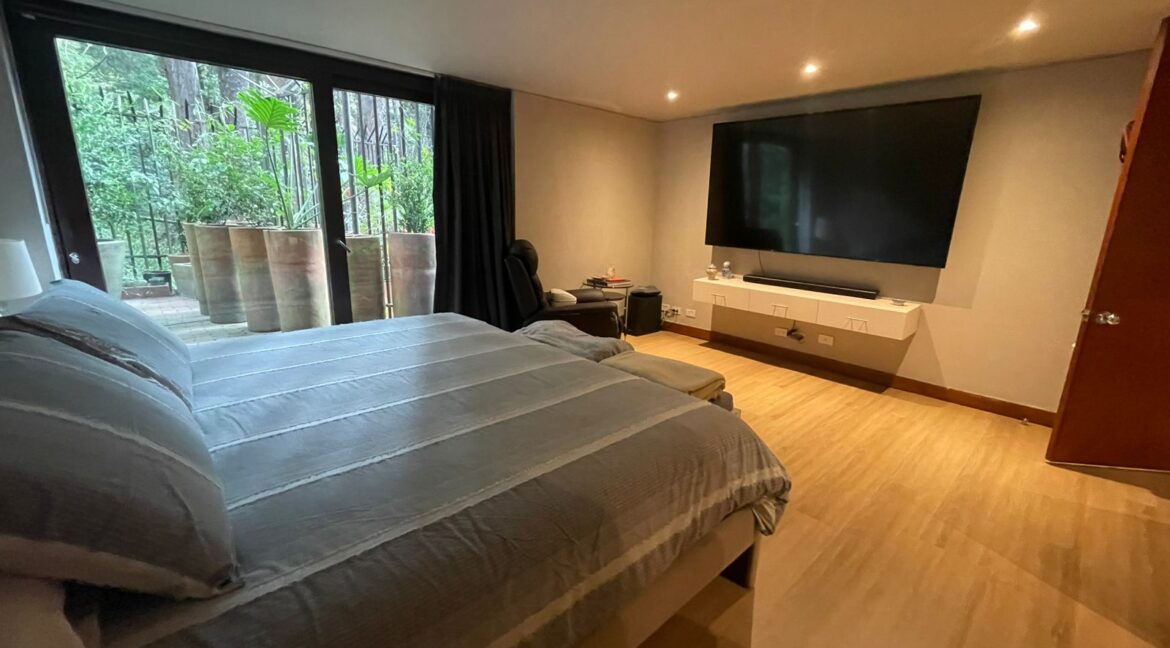 WhatsApp Image 2025-10-08 at 10.04.51 AM (1)