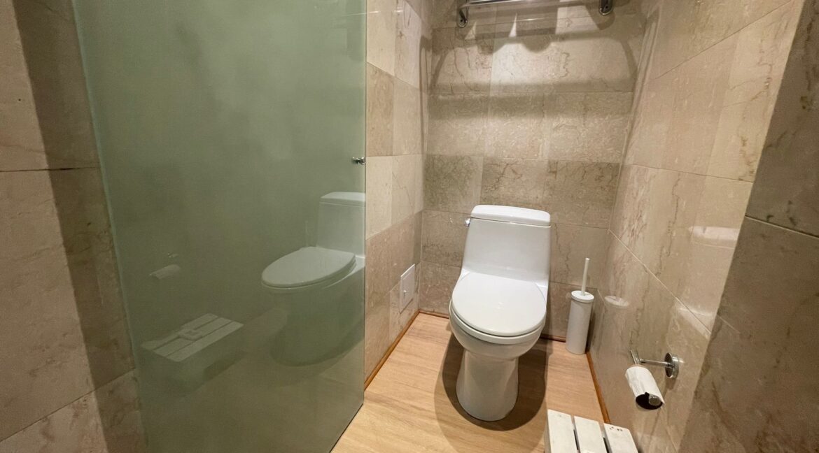 WhatsApp Image 2025-10-08 at 10.04.52 AM (1)