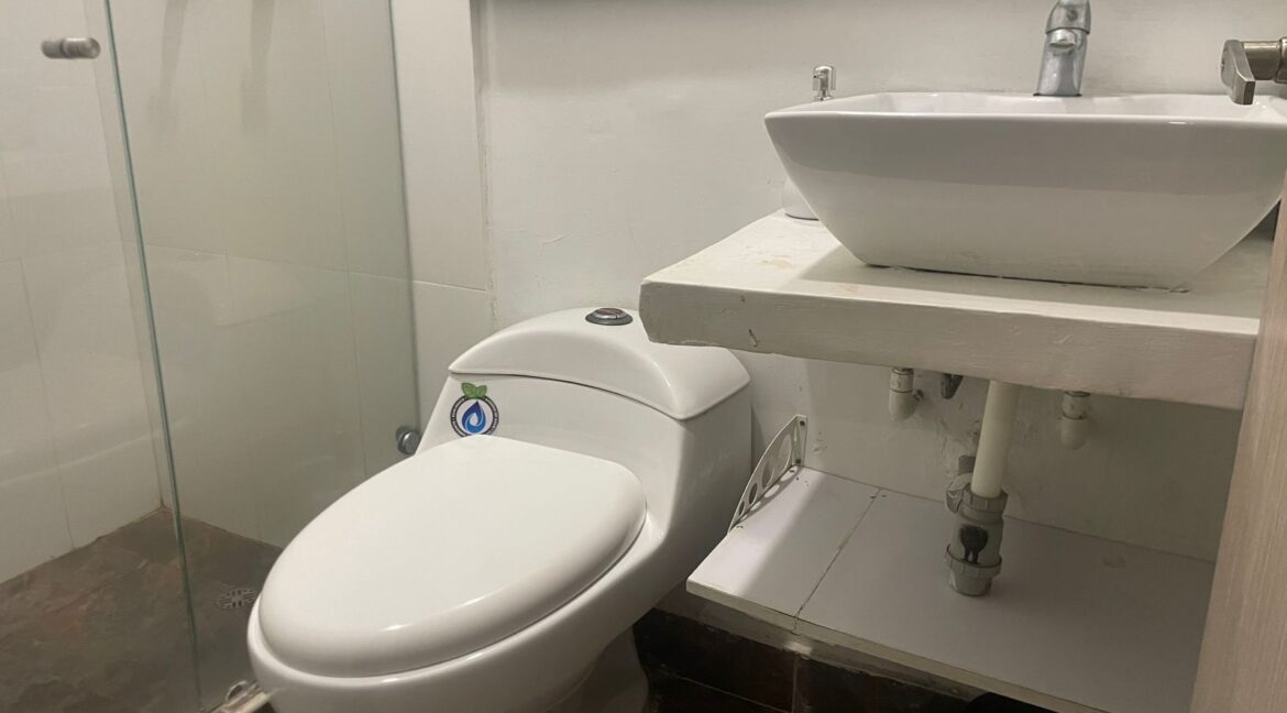 WhatsApp Image 2025-10-20 at 12.40.29 PM