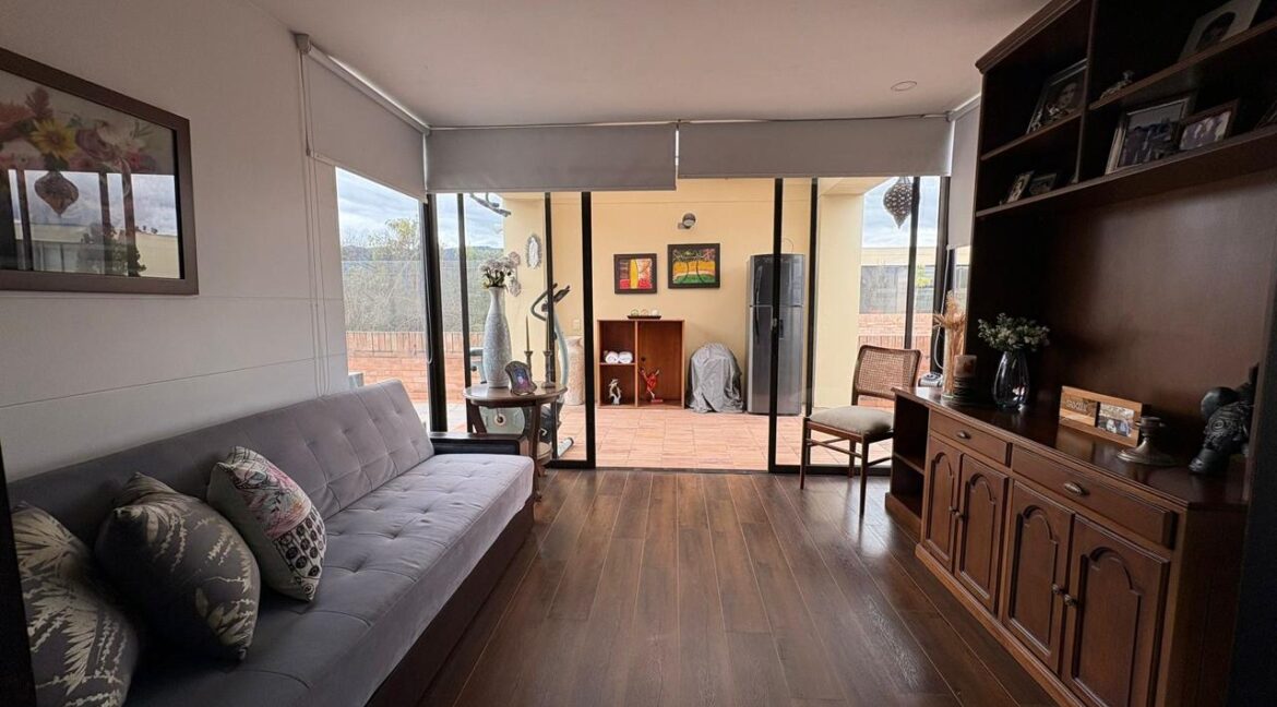 WhatsApp Image 2025-12-19 at 1.05.15 PM