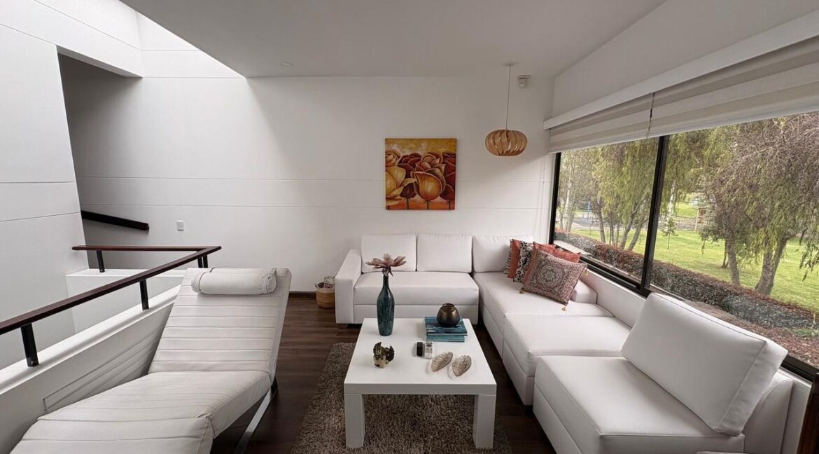 WhatsApp Image 2025-12-19 at 1.05.15 PM (3)