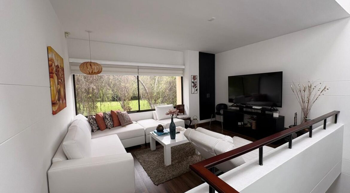 WhatsApp Image 2025-12-19 at 1.05.16 PM (3)