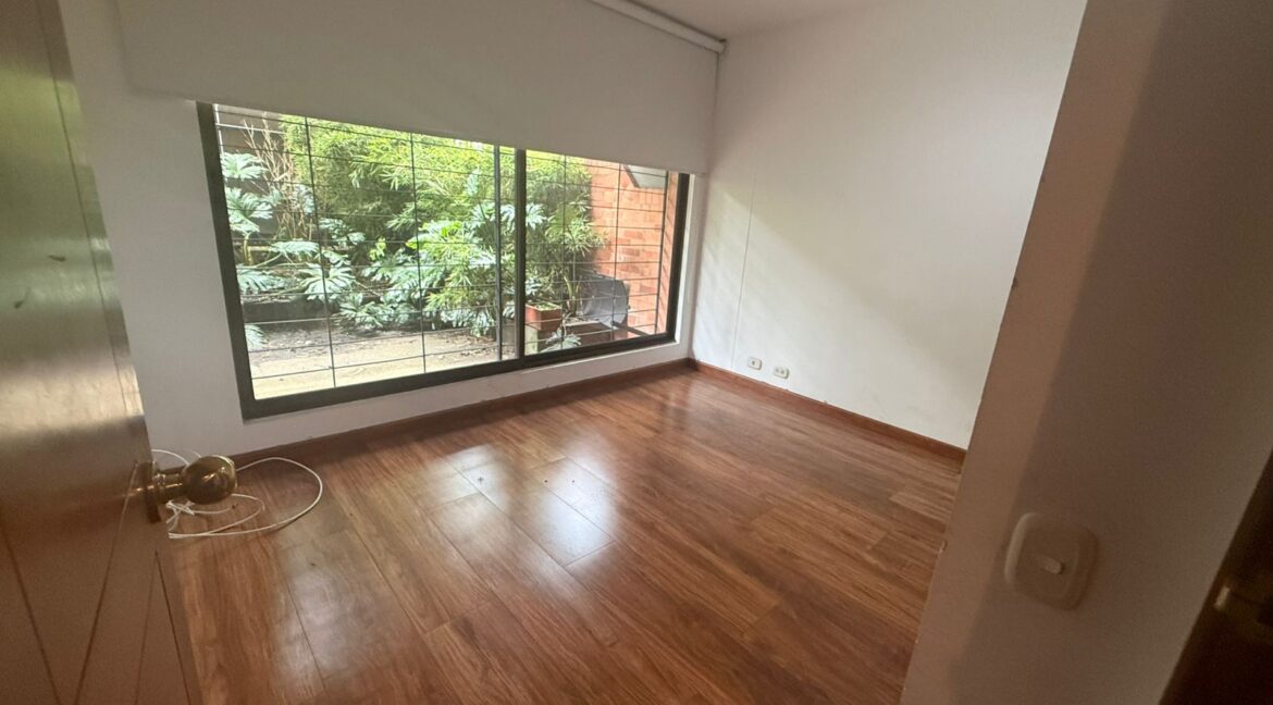 WhatsApp Image 2026-04-11 at 12.49.45 PM (4)